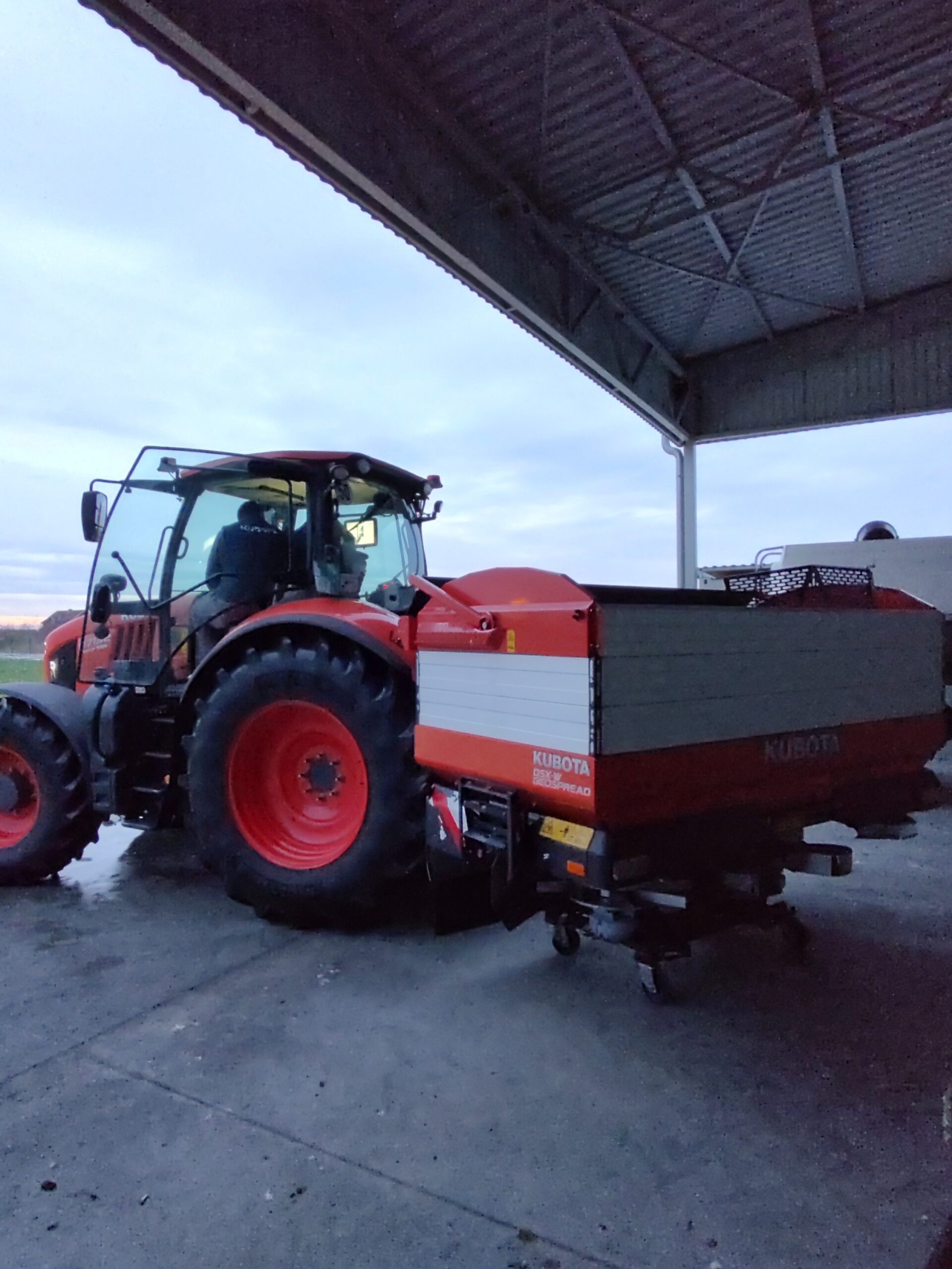 INSTALACIJA TOPCON AUTOPILOT SISTEMA - Kubota M7132 IMG 20231130 161310366 HDR Scaled
